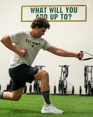 Image post by @uvmmhockey on Instagram