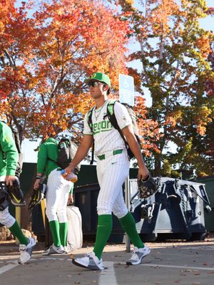Image post by @oregonbaseball on Instagram