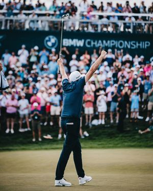 Image post by @bmwchamps on Instagram