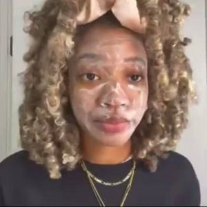 Video post by @skindomonline on Facebook