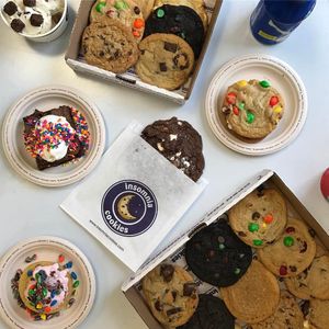 Image post by @insomniacookies on Instagram