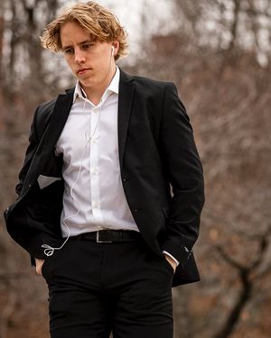 Image post by @bentleyhockey on Instagram