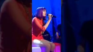 Video post by @jessiejofficial on YouTube