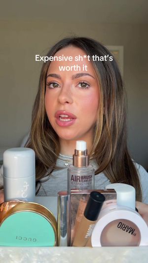 Video post by @anyaweitz on TikTok