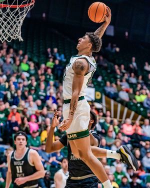 Image post by @csumbasketball on Instagram