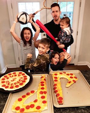 Image post by @dudeperfect on Instagram