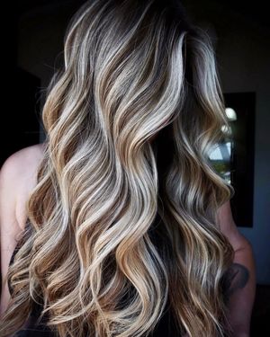 Image post by @behindthechair_com on Instagram