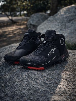 Image post by @mr_valderrama on Instagram