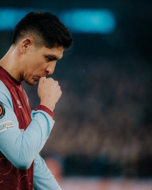 Image post by @westham_us on Instagram