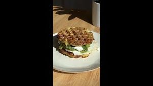 Video post by @buzzfeedtasty on YouTube