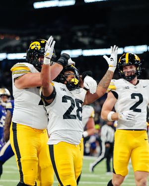 Image post by @HawkeyeFootball on Twitter/X