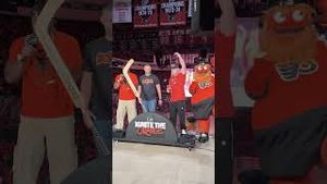 Video post by @philadelphiaflyers on YouTube