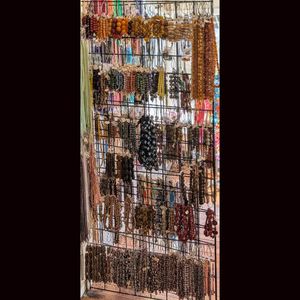 Image post by @beadcache on Instagram
