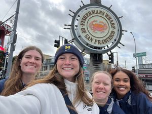 Image post by @umichsoftball on Twitter
