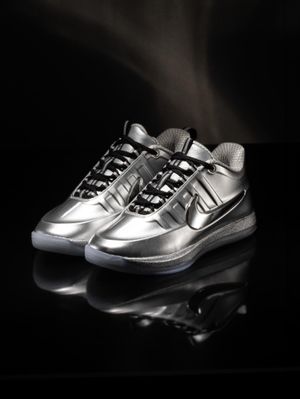 Image post by @atmos_japan on Instagram