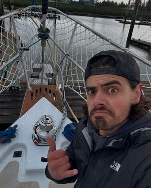 Image post by @sailing_with_phoenix on Instagram