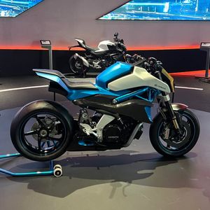 Image post by @mototrn on Instagram