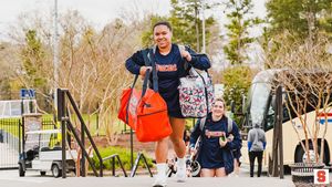 Image post by @CuseWLAX on Twitter