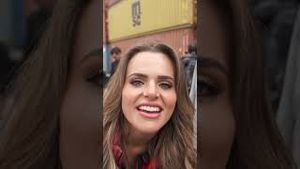 Video post by @telemundo on YouTube