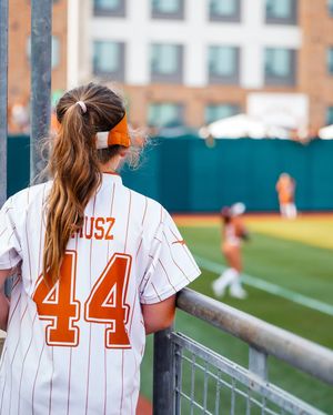 Image post by @texassoftball on Instagram