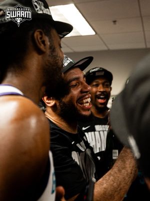 Image post by @greensboroswarm on Twitter