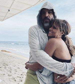 Image post by @halleberry on Twitter