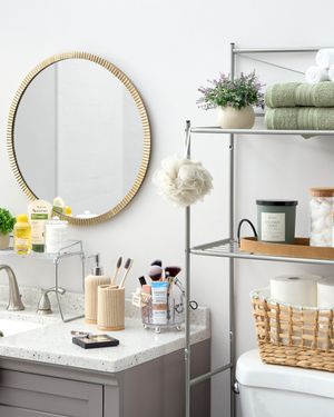 Image post by @dollargeneral on Instagram