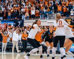 Image post by @texasvolleyball on Instagram