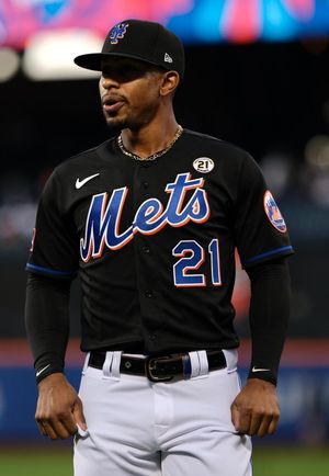 Image post by @LosMets on Twitter