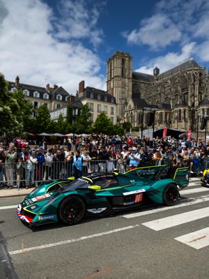 Image post by @astonmartinracingofficial on Instagram