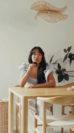 Video post by @modernizetailormade on Facebook
