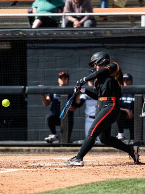 Image post by @beaversoftball on Instagram