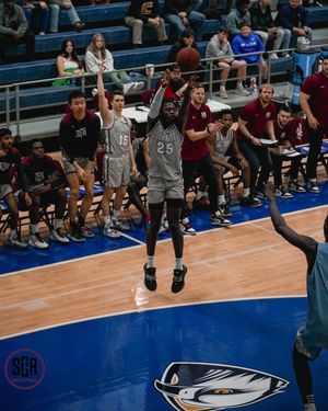 Image post by @sunrisehoops on Twitter