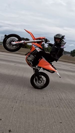 Video post by @wolfridesbikesWRB on Facebook