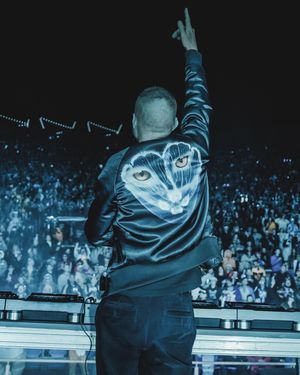 Image post by @wearegalantis on Instagram