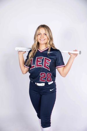 Image post by @leeusoftball on Instagram