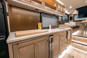 Image post by @earthroamer on Instagram