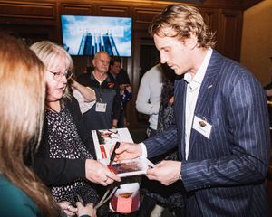 Image post by @WildGivesBack on Twitter