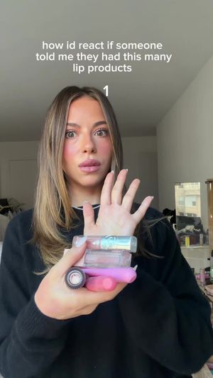 Video post by @anyaweitz on TikTok