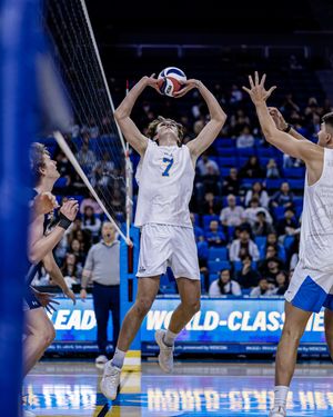 Image post by @uclamvb on Instagram