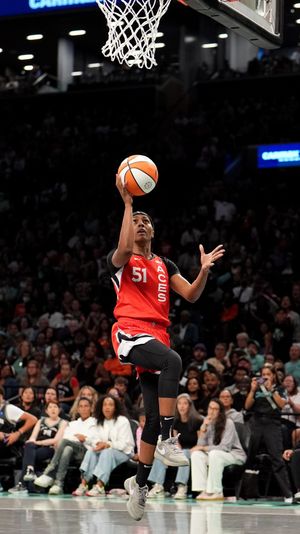 Image post by @lvaces on Instagram