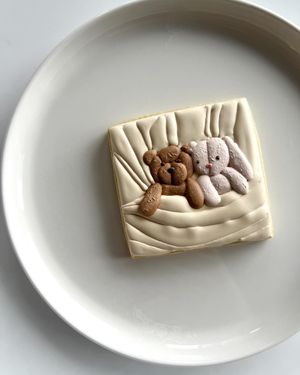 Image post by @angelbakednyc on Instagram