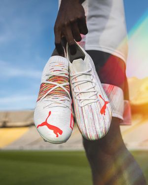 Image post by @soccerdotcom on Instagram