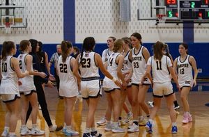 Image post by @hhs_girlsbball on Instagram