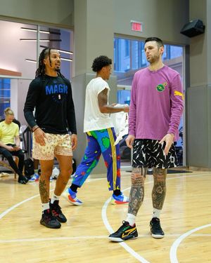 Image post by @overtimefits on Instagram