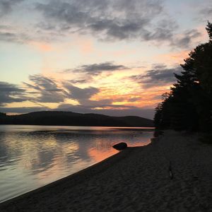 Image post by @themainemag on Instagram