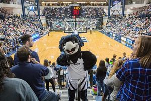 Image post by @muhawks on Instagram