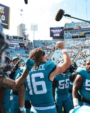 Image post by @jaguars on Instagram