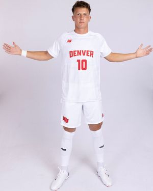 Image post by @sambassett_ on Instagram