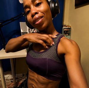 Image post by @trainwithvidalynna on Instagram